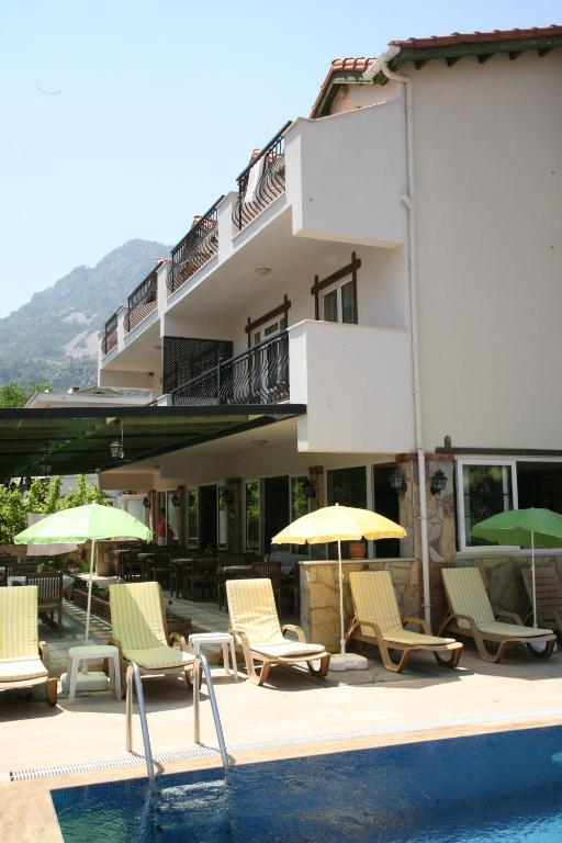 Barbaros Apart Hotel 투룬치 외부 사진