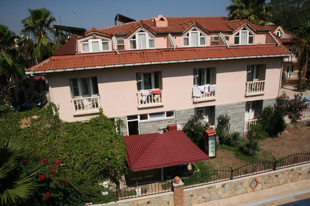 Barbaros Apart Hotel 투룬치 외부 사진