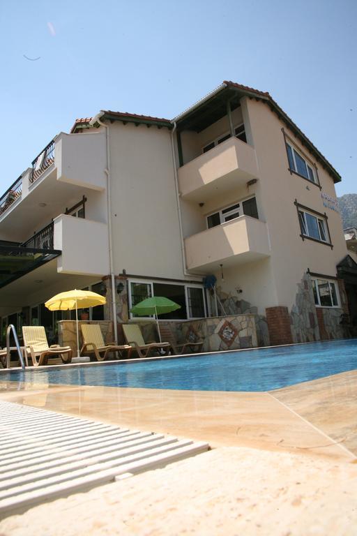 Barbaros Apart Hotel 투룬치 외부 사진