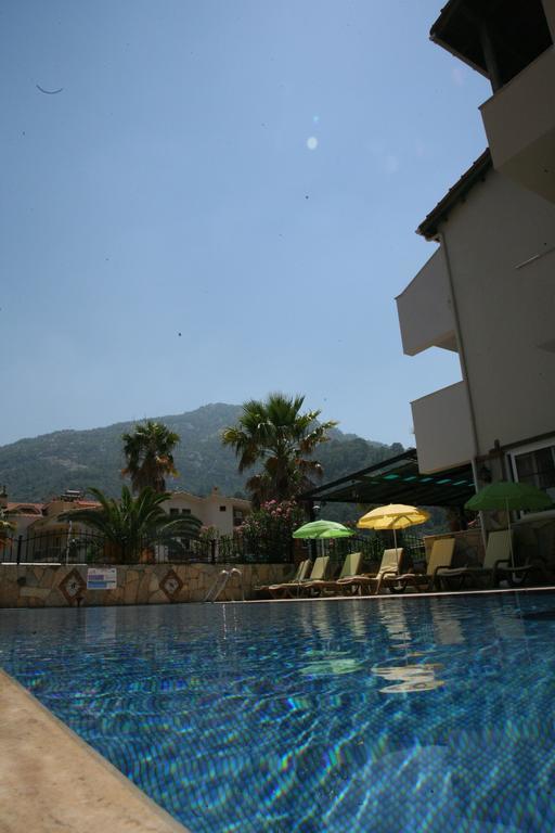 Barbaros Apart Hotel 투룬치 외부 사진